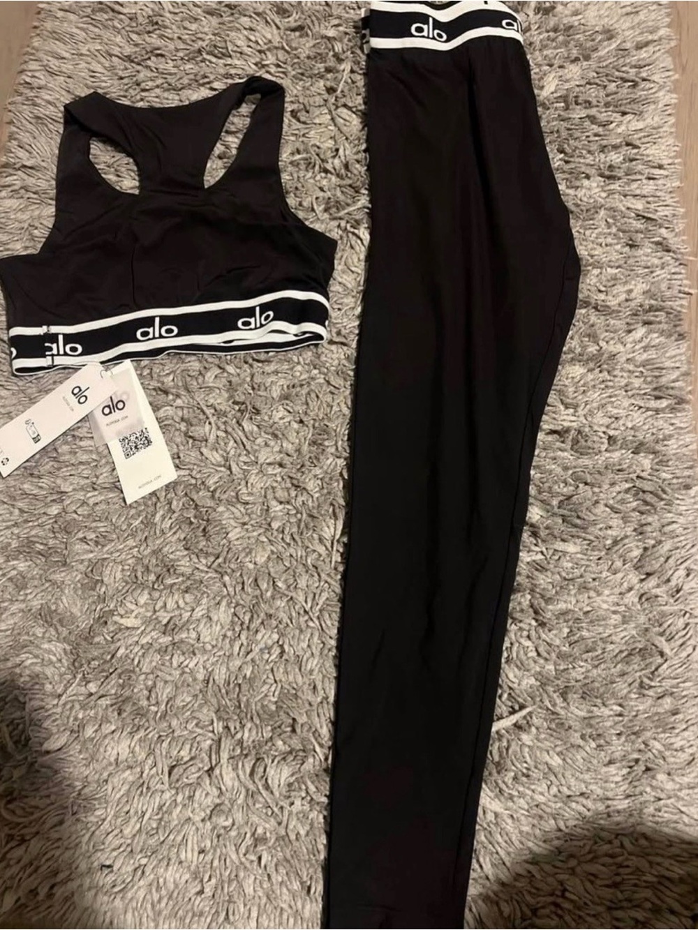 ALO Yoga Black Sports Bra and Legging Set with White Logo Band